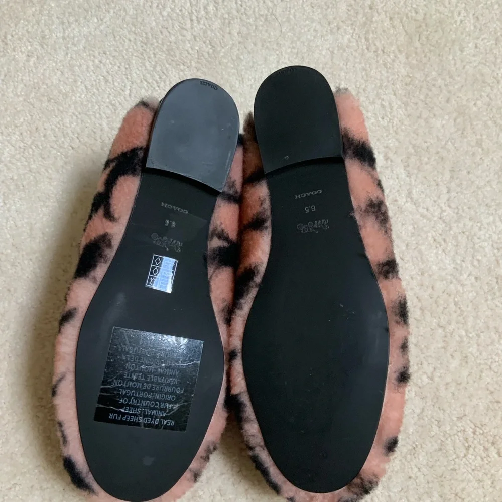 COACH HOLLY SHEARLING PINK AND BLACK LOGO SLIPPERS - Picture 8 of 16